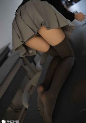欧美av丰满bbbxxx_超清免费观看最新