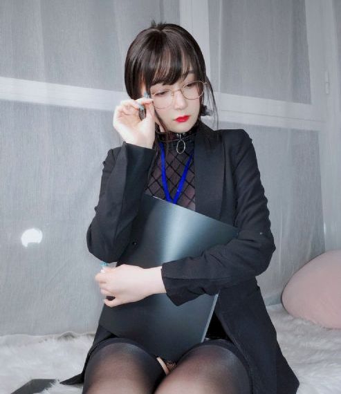 欧美裸模人体艺术图片_完整版在线观看