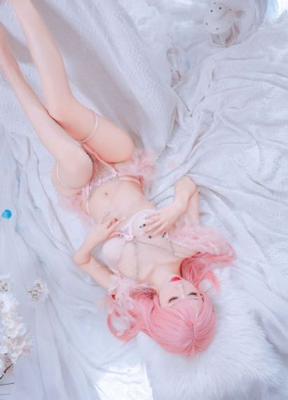 女同学被爽流片真人爽_BD英语免费观看