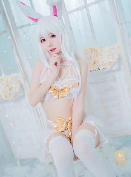 草莓榴莲向日葵18岁综合_BD英语在线播放