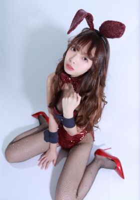 2021最新欧美情侣头像_超清版蓝光版中文字幕包